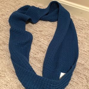 blue infinity scarf